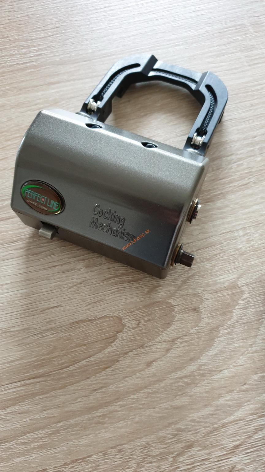 Naviják na kuše s račnou EK-Poelang (crank cocking device)